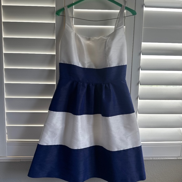 Lulakate Dresses & Skirts - Lulakate striped navy cocktail dress